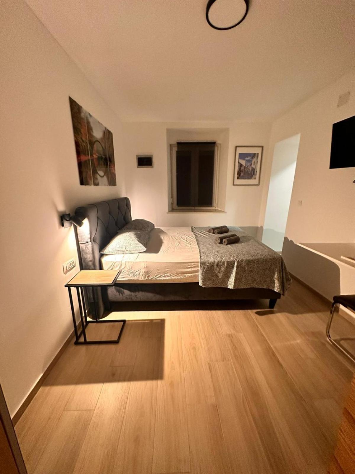 PUY Old City Inn *** מראה חיצוני תמונה