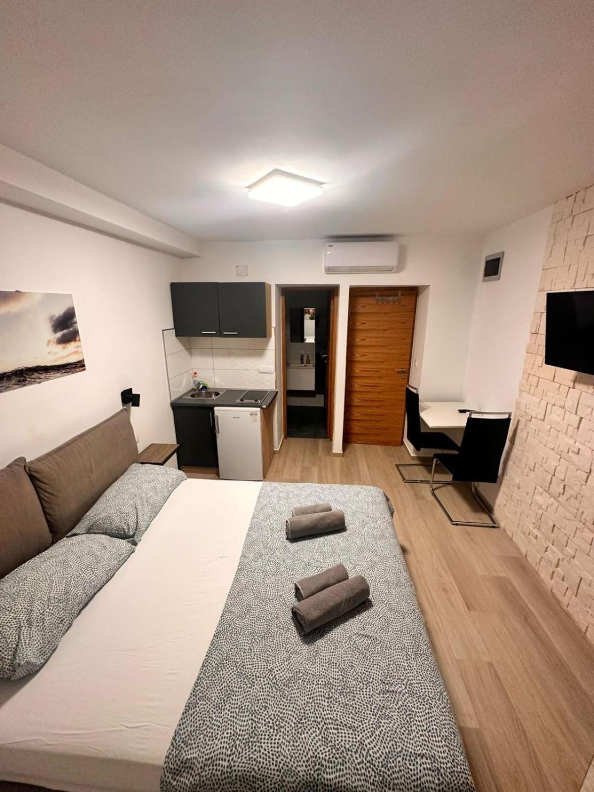 PUY Old City Inn *** מראה חיצוני תמונה